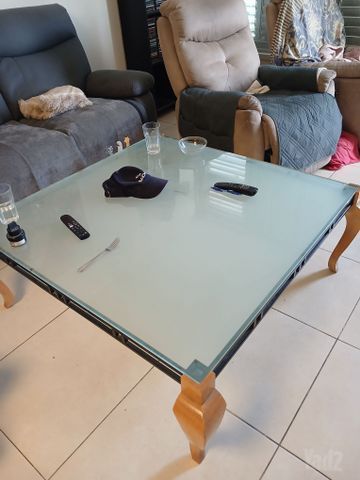 רהיטים