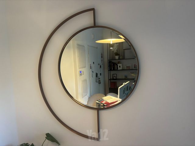 מראה יוקרתית