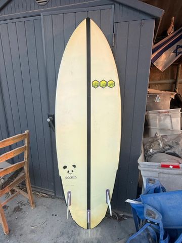 גלשן ultrwave panda 6”1 39.4L