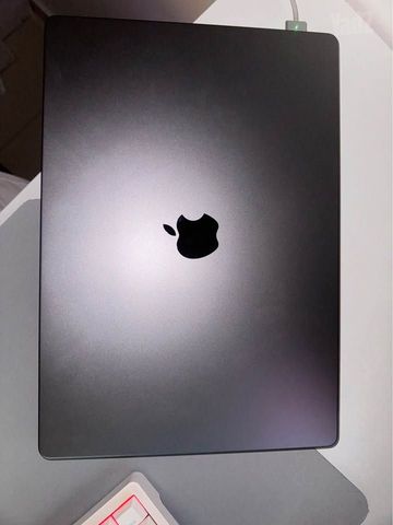 MacBook Pro 16 M1 Max 64GB