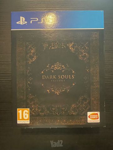Dark Souls Trilogy - PS4
