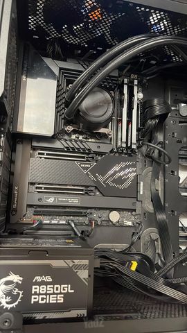 ROG MAXIMUS Z690 HERO