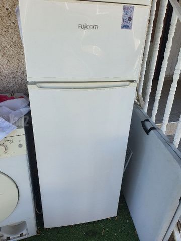 מקרר
