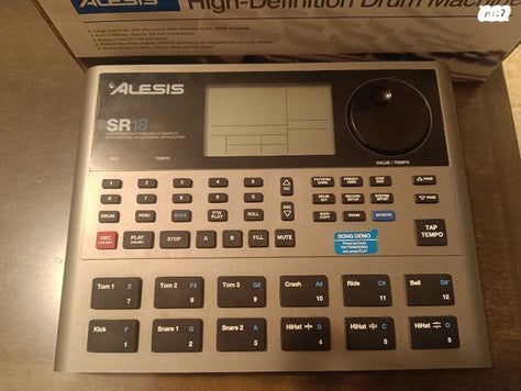 מכנות תופים Alesis SR18