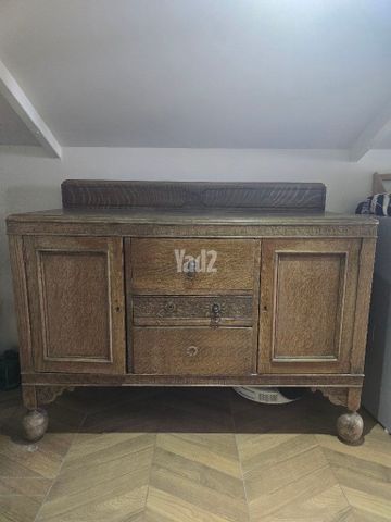 שידת וינטג' מעץ מלא