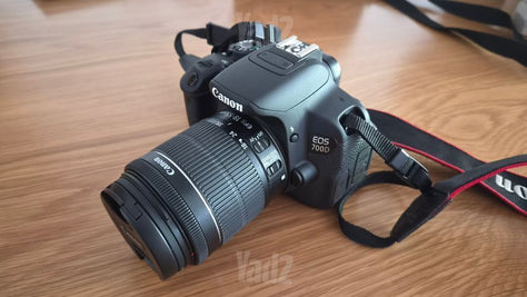 מצלמה Canon DSLR 700D כחדשה