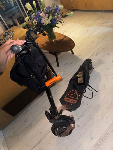 איגל טירקס eagle t rex