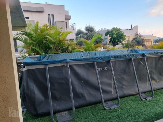 בריכה במחיר מציאה