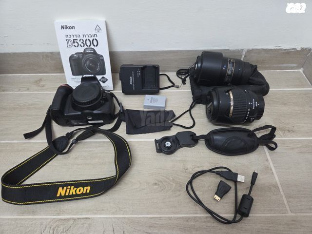 מצלמת NIKON D5300