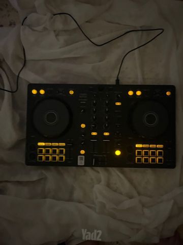 פלטה DDJ FLX4