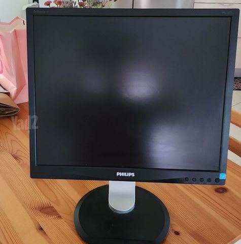 מסך פיליפס 19" Philips