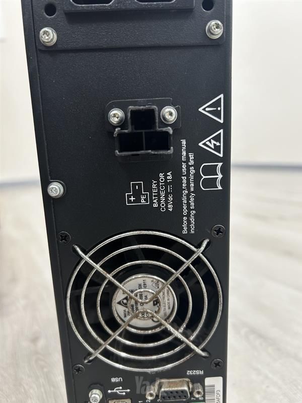 UPS VERTIV על ספק כוח