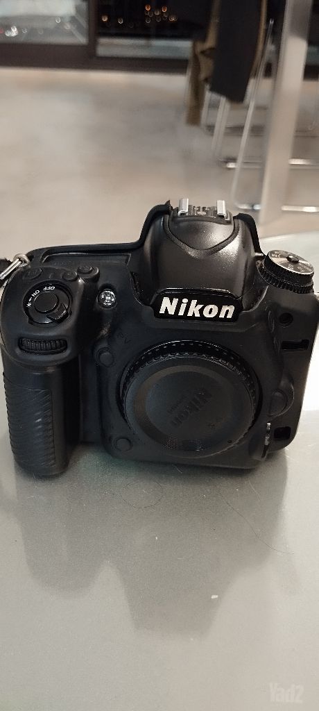 NIKON D750