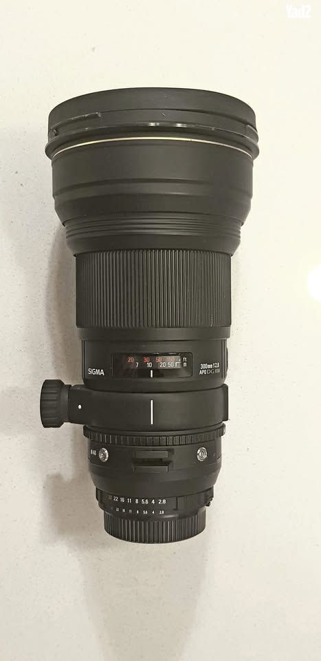 סיגמה 300ממ f2.8