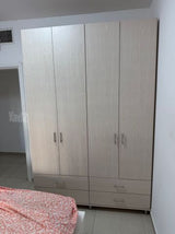 ארון בגדים