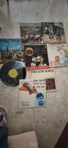 תקליטים