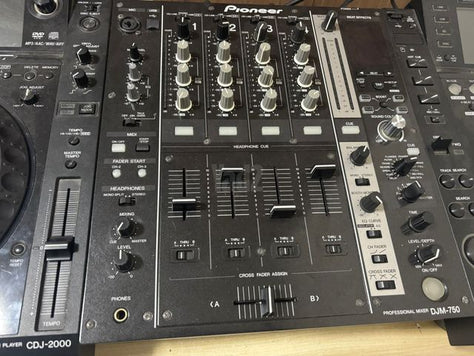 djm 750