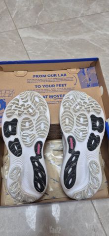 Brooks Adrenaline GTS 25 נשים