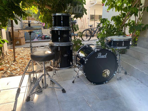 Pearl Roadshow Drum set