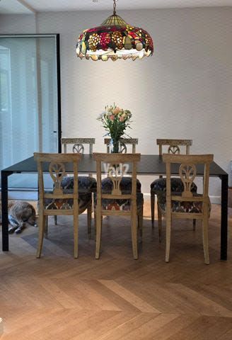 Dinner Table Tollman's DOT