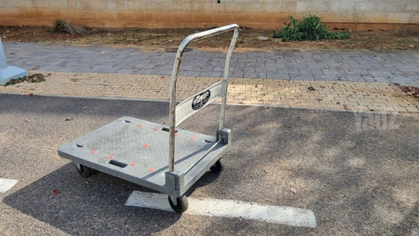 ציוד לעסק