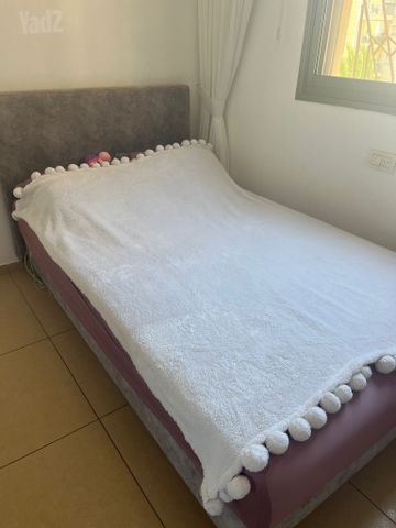 מיטה וחצי