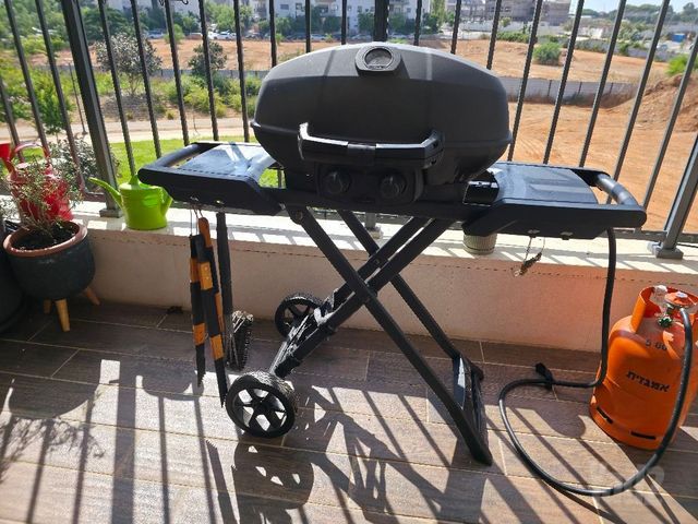גריל גז Napoleon TravelQ 285