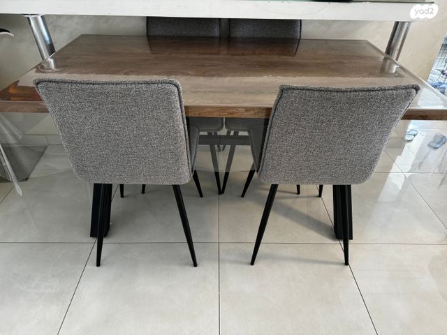 שולחן סלון 1.60
