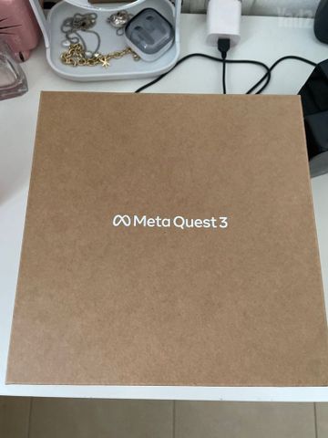 Meta Quest 3 כמו חדש