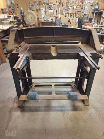 *גיליוטינה*