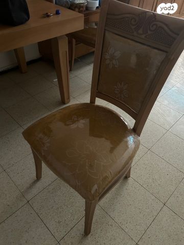 כסאות
