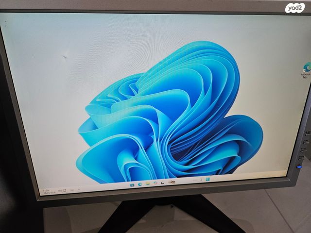 Win11 מקורי עם ציוד