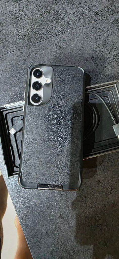 גלאקסי s 24 plus