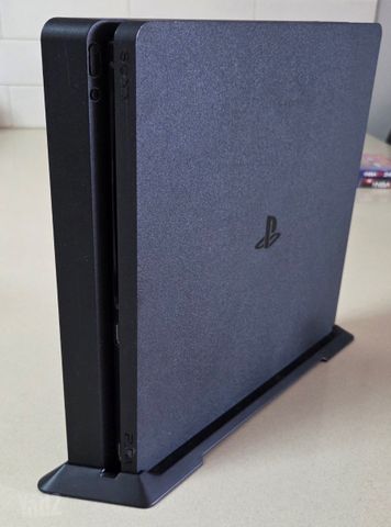 PlayStation 4 Slim 1TB