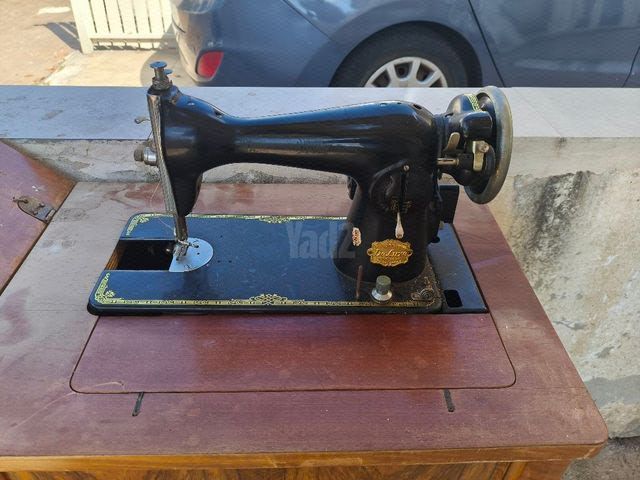 מכונת תפירה וינטג'