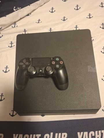 PS4
