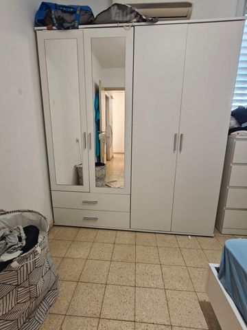 ארון 4 דלתות