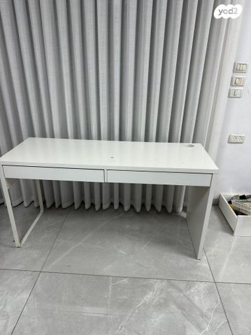 שולחן מחשב