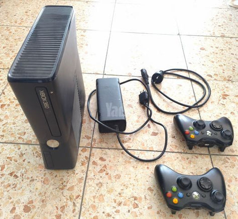 ספק כוח מקורי ושלטים לXBOX 360