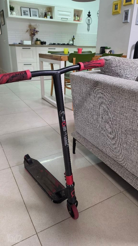 קורקינט Stunt Scooters