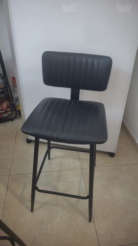 אי וכסאות