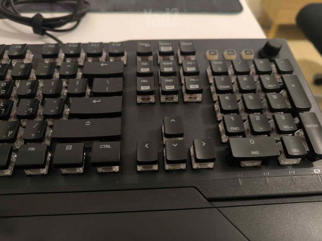 Roccat Vulcan 121 AIMO מקלדת