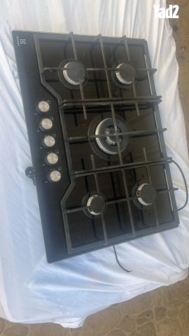 כיריים 5 ELECTROLUX להבות