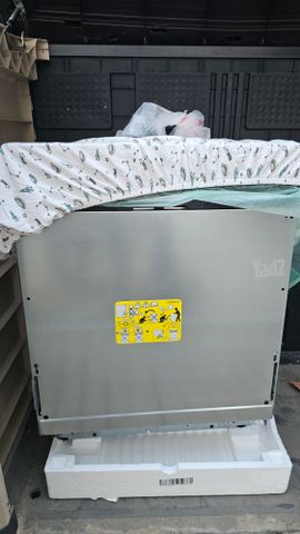 מדיח AEG עם COMFORTLIFT