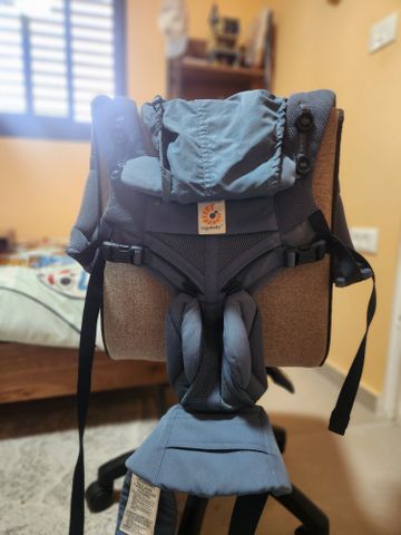 מנשא לתינוק egrobaby