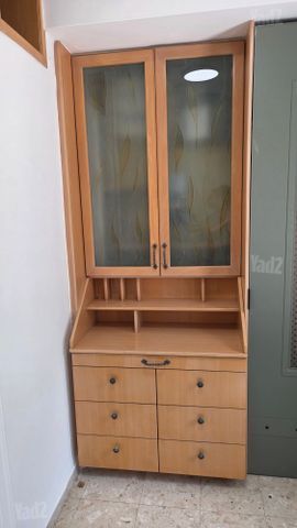 ארון כניסה