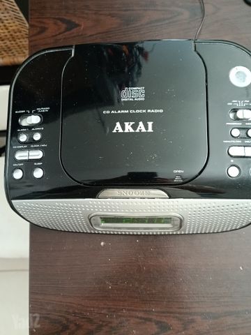 רדיו דיסק שעון AKAI