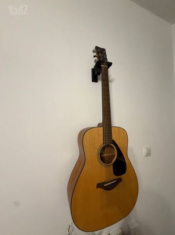גיטרהyamaha