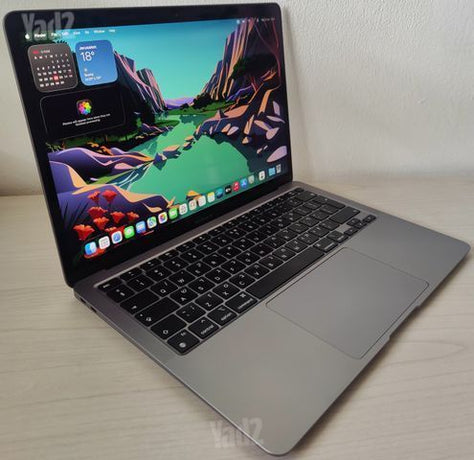 MacBook Air (13.3", M1, 2020)