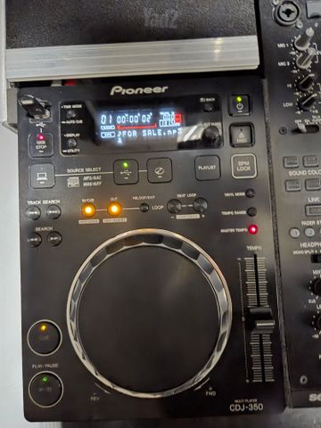 פלטת DJ